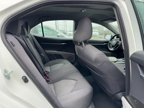Used 2024 Toyota Camry LE image 10