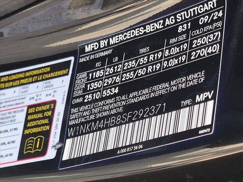 Used 2025 Mercedes-Benz GLC 300 4MATIC image 23
