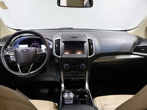 Used 2019 Ford Edge SEL w/ Equipment Group 201A AWD/4WD image 18