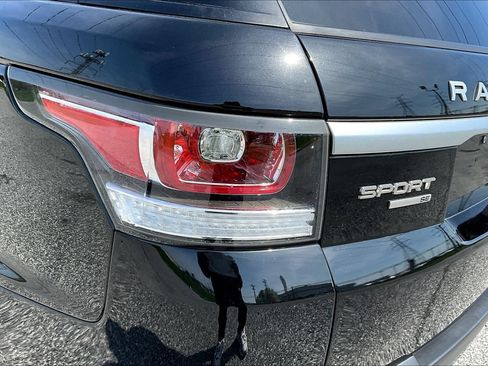 Used 2017 Land Rover Range Rover Sport SE AWD/4WD image 26