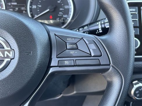 New 2025 Nissan Kicks Play S image 36