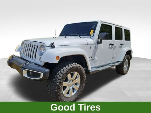 Used 2016 Jeep Wrangler Unlimited Sahara w/ Connectivity Group image 3