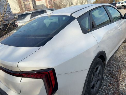 Used 2025 Kia K4 LXS image 6