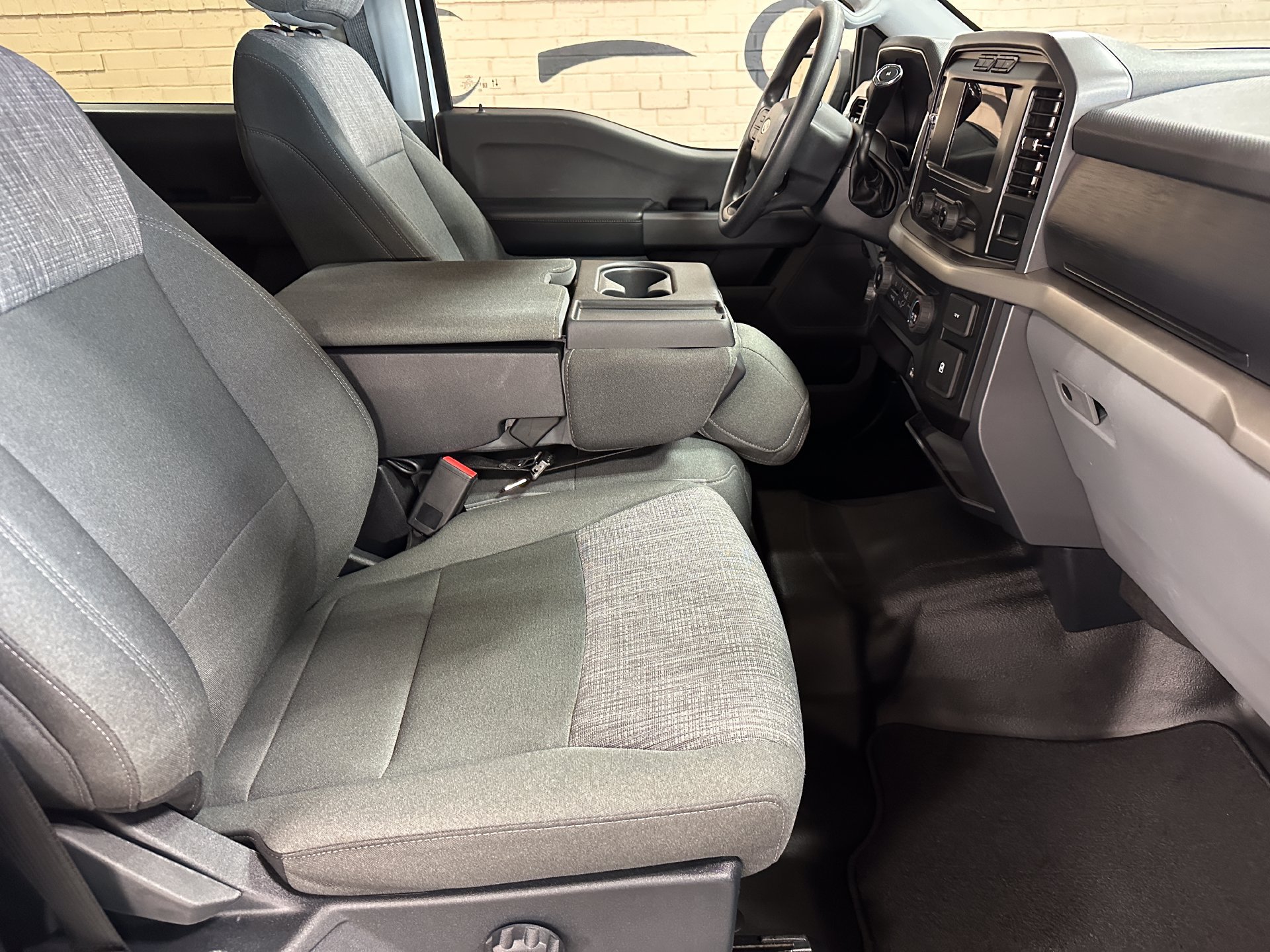 Used 2021 Ford F150 XLT AWD/4WD image 19