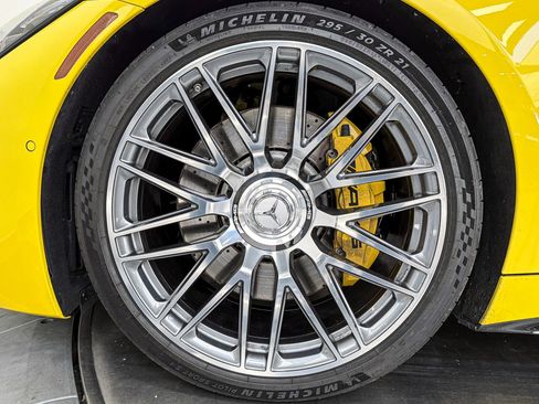 Used 2024 Mercedes-Benz AMG GT 63 image 10