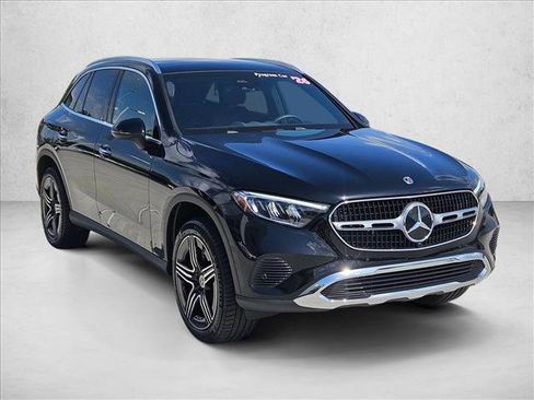 Certified 2026 Mercedes-Benz GLC 300 image 3