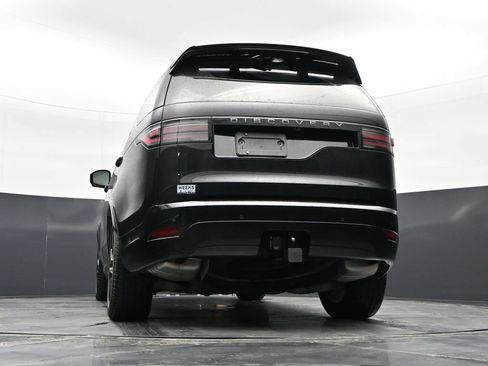 Used 2024 Land Rover Discovery Dynamic SE AWD/4WD image 36