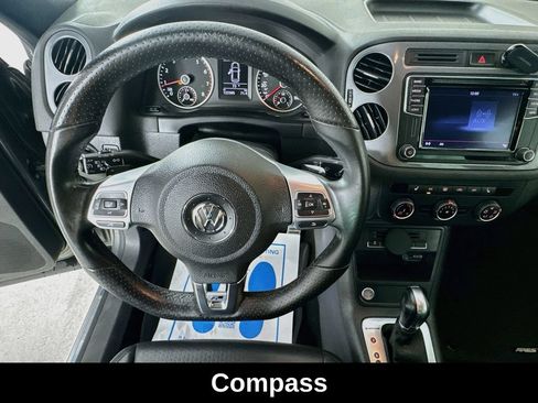 Used 2016 Volkswagen Tiguan R-Line AWD/4WD image 12