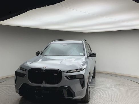 Used 2024 BMW X7 M60i w/ Executive Package AWD/4WD image 7