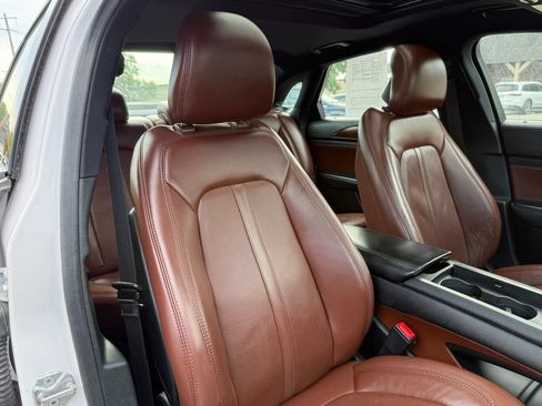 Used 2019 Lincoln MKZ Reserve AWD/4WD image 27