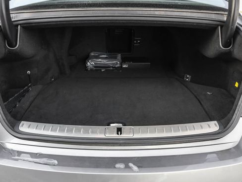 Used 2025 Genesis G90 3.5T image 37