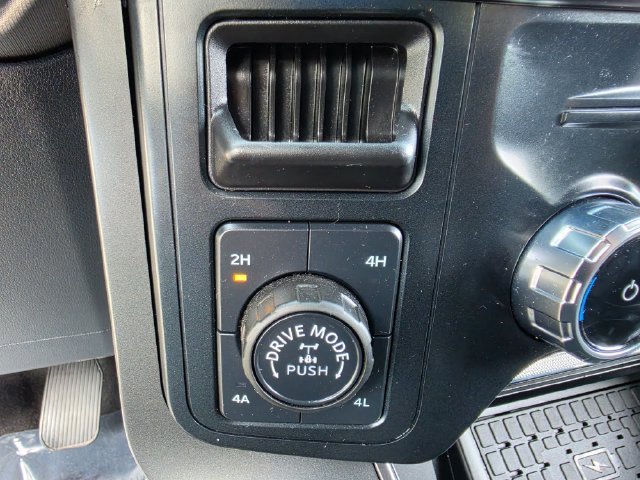 Used 2024 Ford F150 Lariat w/ Equipment Group 502A High AWD/4WD image 21