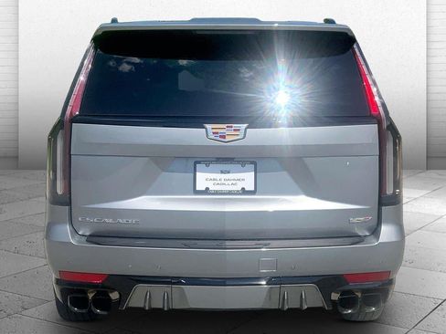 Certified 2024 Cadillac Escalade V AWD/4WD image 3