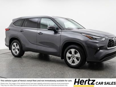 Used 2025 Toyota Highlander LE