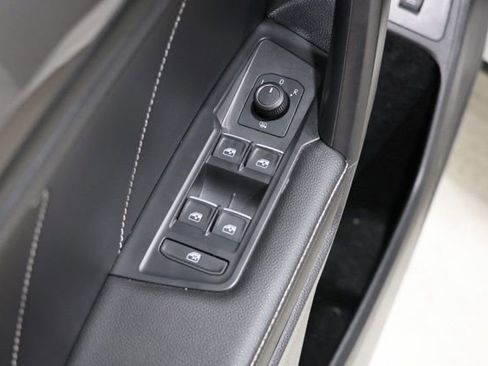 Used 2022 Volkswagen Tiguan SE R-Line AWD/4WD image 20