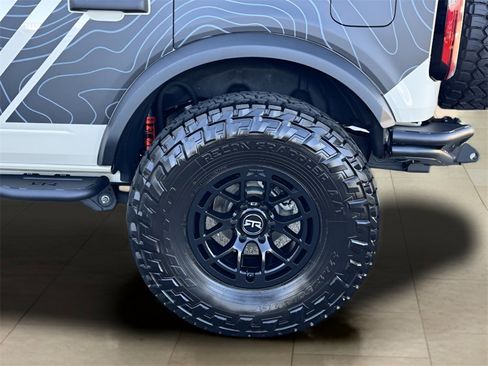 New 2025 Ford Bronco Badlands image 42
