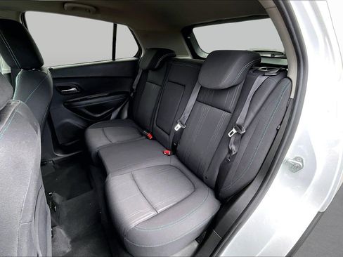 Used 2016 Chevrolet Trax LT AWD/4WD image 22