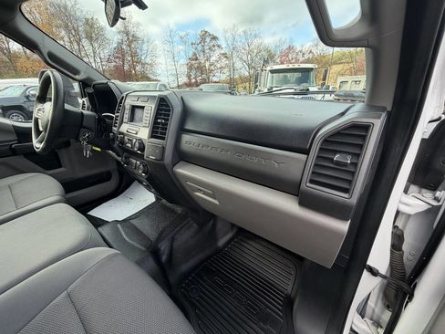 Used 2021 Ford F350 XL w/ Power Equipment Group image 45