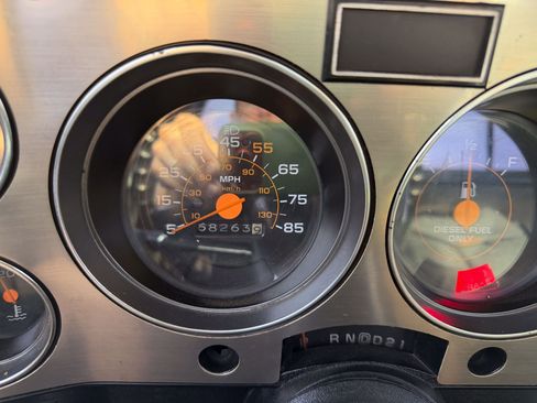 Used 1986 Chevrolet C/K Truck 2500 image 31