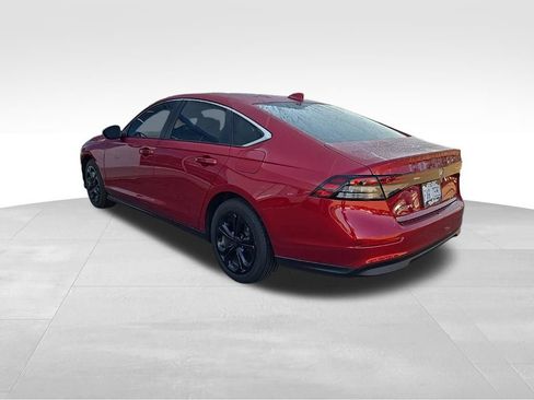 Used 2025 Honda Accord LX image 4