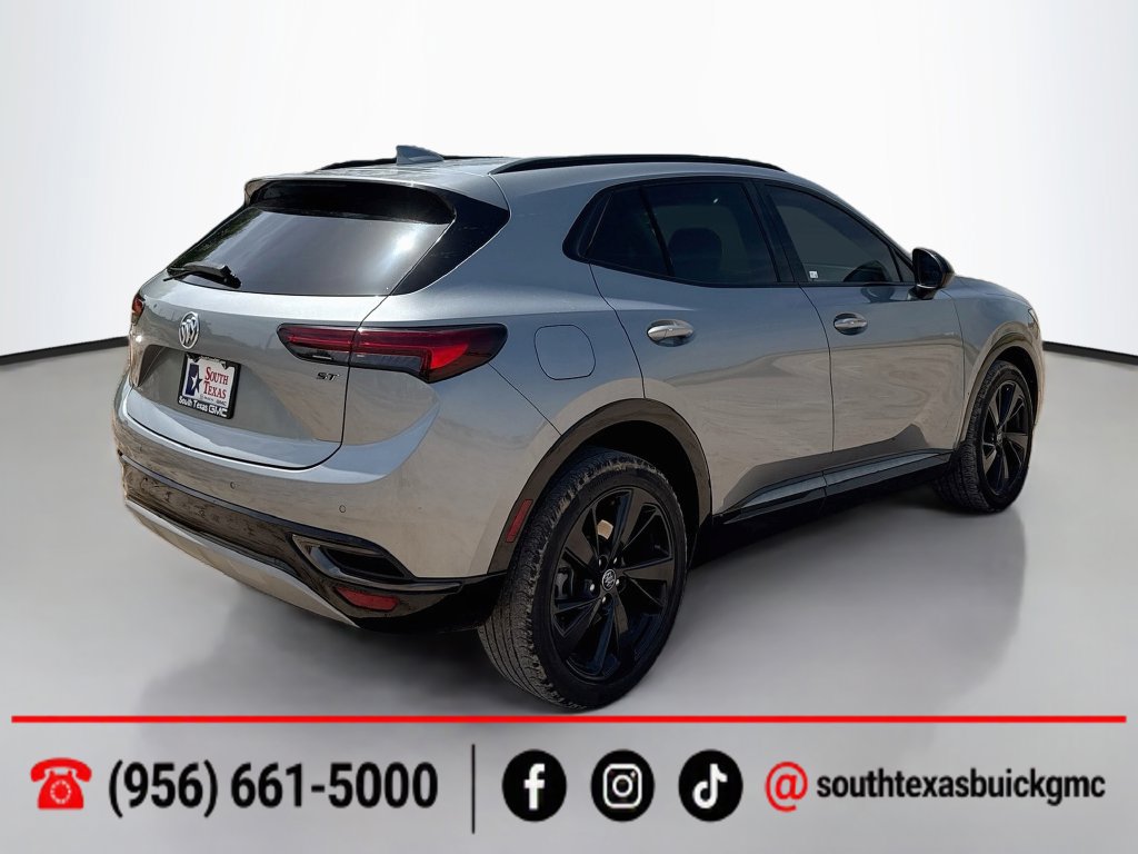 Used 2023 Buick Envision Essence w/ Sport Touring Package FWD image 8