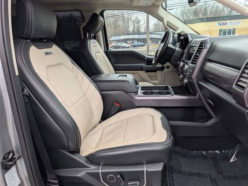 Used 2021 Ford F250 Limited image 13
