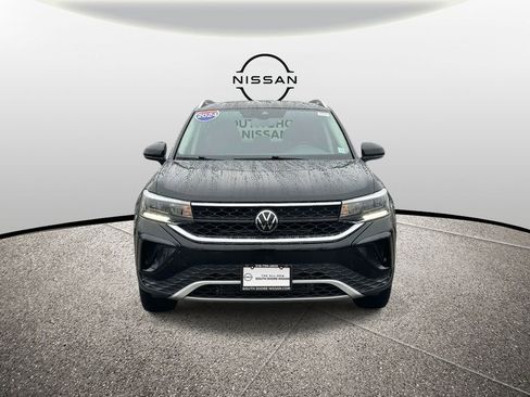 Used 2024 Volkswagen Taos SE image 9