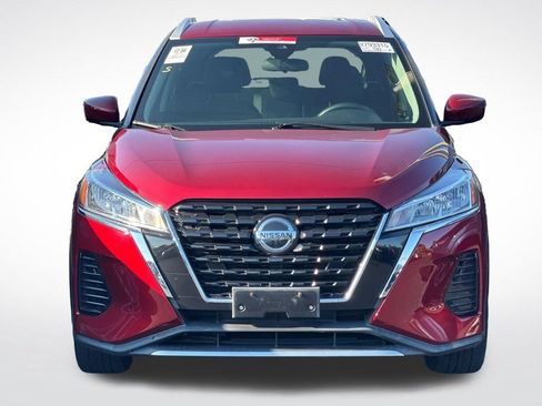 Used 2021 Nissan Kicks SV FWD image 3