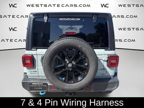 Used 2023 Jeep Wrangler Unlimited Sahara AWD/4WD image 8