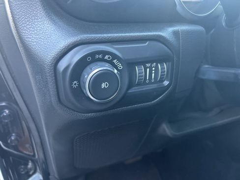 Used 2021 Jeep Wrangler Unlimited Sport image 36