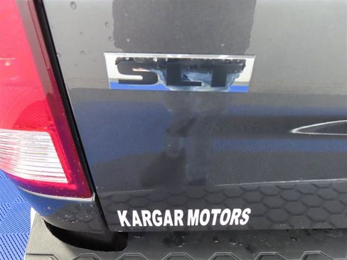 Used 2024 RAM 1500 Classic SLT image 12