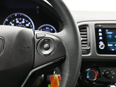 Certified 2022 Honda HR-V Sport image 46