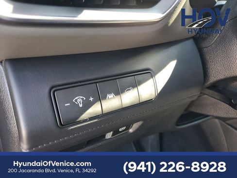 Certified 2023 Hyundai Santa Fe SEL w/ Premium Package image 31