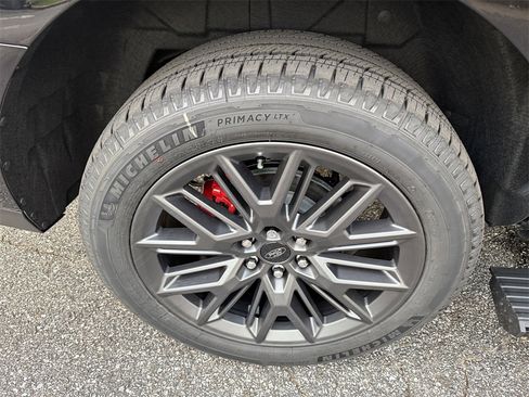 New 2025 Ford Expedition Max Platinum w/ Stealth Performance Package image 20