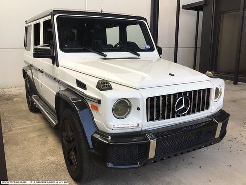 Used 2016 Mercedes-Benz G 63 AMG 4MATIC image 4