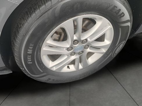 Used 2019 Buick Enclave Premium AWD/4WD image 28