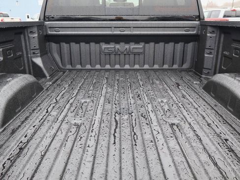 New 2026 GMC Sierra 2500 SLT w/ SLT Premium Package image 7