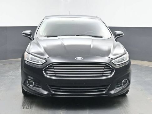 Used 2016 Ford Fusion SE w/ Equipment Group 201A FWD image 3