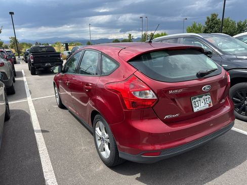 Used 2014 Ford Focus SE FWD image 6