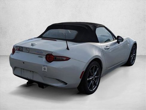 Used 2019 MAZDA MX-5 Miata Grand Touring image 5