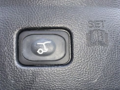 Certified 2024 Ford Edge Titanium image 27