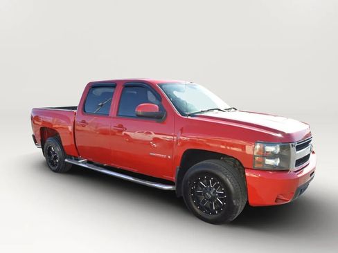 Used 2007 Chevrolet Silverado 1500 LTZ w/ Max Trailering Pack image 10
