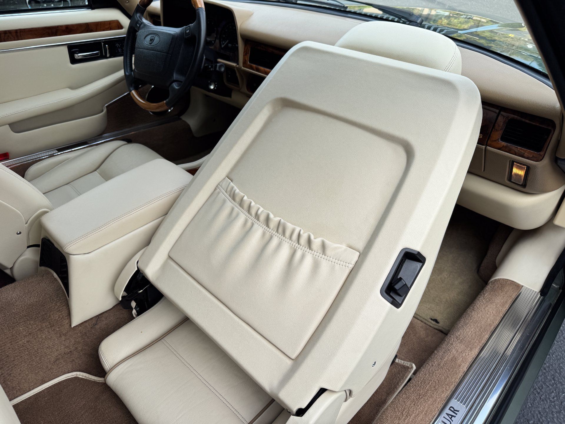 Used 1996 Jaguar XJS 4.0 Convertible RWD image 50