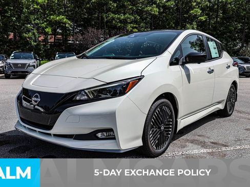 Used 2025 Nissan Leaf SV Plus image 4