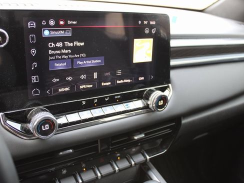 Used 2024 GMC Canyon Elevation w/ Convenience Package image 6