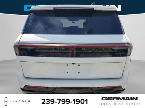 New 2025 Lincoln Navigator Black Label image 9