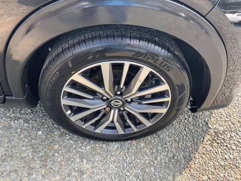 Used 2021 Nissan Kicks SV FWD image 29