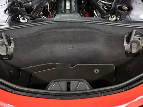 Used 2021 Chevrolet Corvette Stingray Coupe w/ Engine Appearance Package image 65