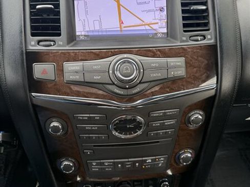 Used 2013 INFINITI QX56 4WD w/ Deluxe Touring Pkg image 13