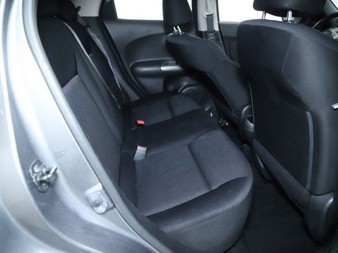 Used 2014 Nissan Juke S image 28